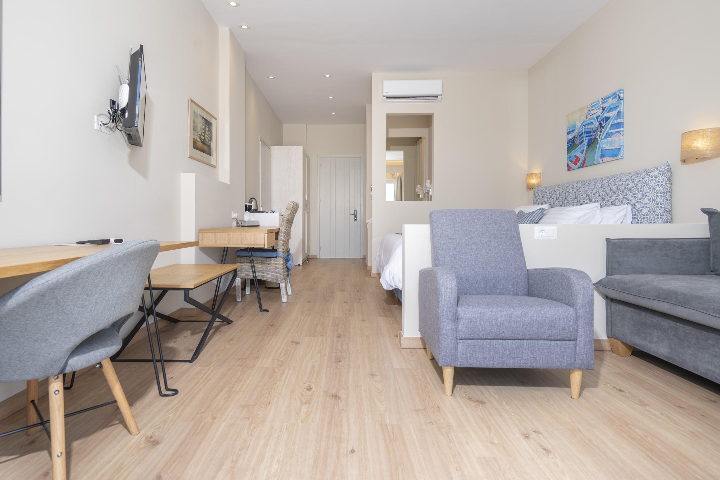 Art Hotel Debono (Adults Only) Gouvia Exteriör bild